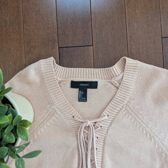 3/$20 FOREVER 21 PINK TIE DETAIL KNIT SWEATER - Picture 2 of 2